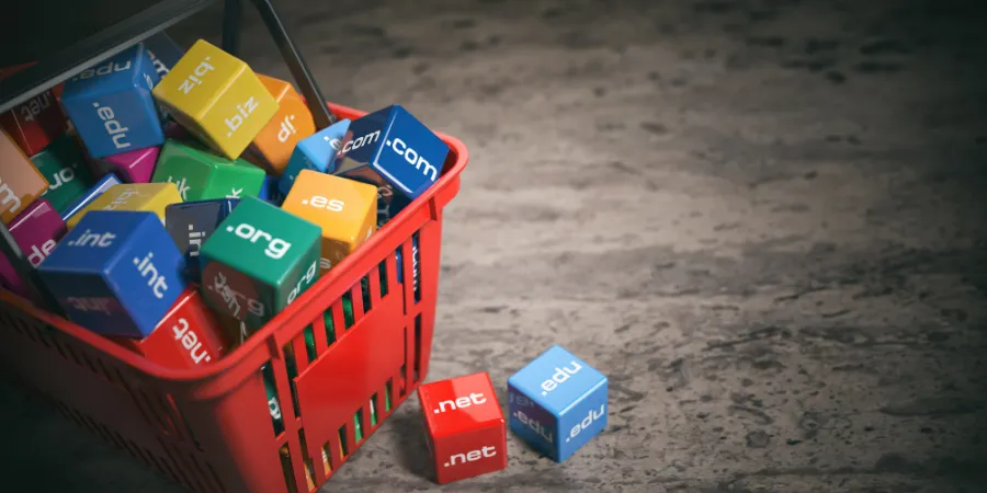 top 5 domain name registrars - featured image